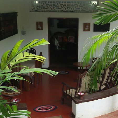 Traditional Kandyan House Δωμάτιο φωτογραφία