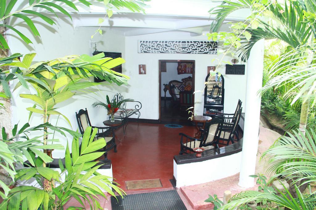 Traditional Kandyan House Εξωτερικό φωτογραφία